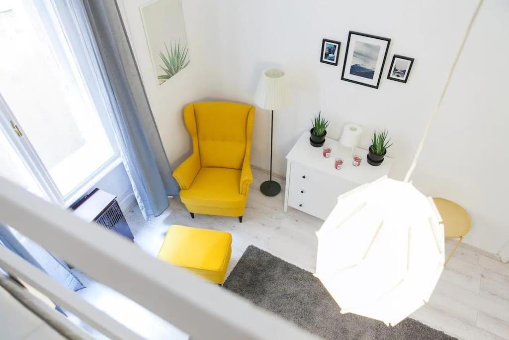 Central 30M2 A/C Apartment, 3 Min From Ny Cafe Budapest Ngoại thất bức ảnh