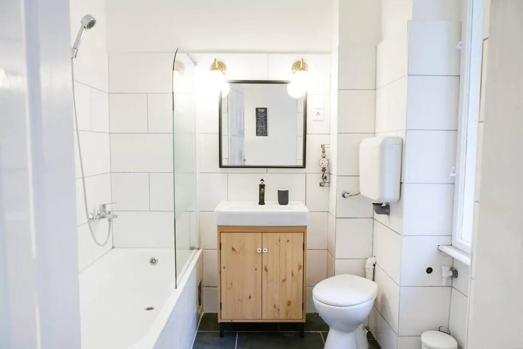 Central 30M2 A/C Apartment, 3 Min From Ny Cafe Budapest Ngoại thất bức ảnh